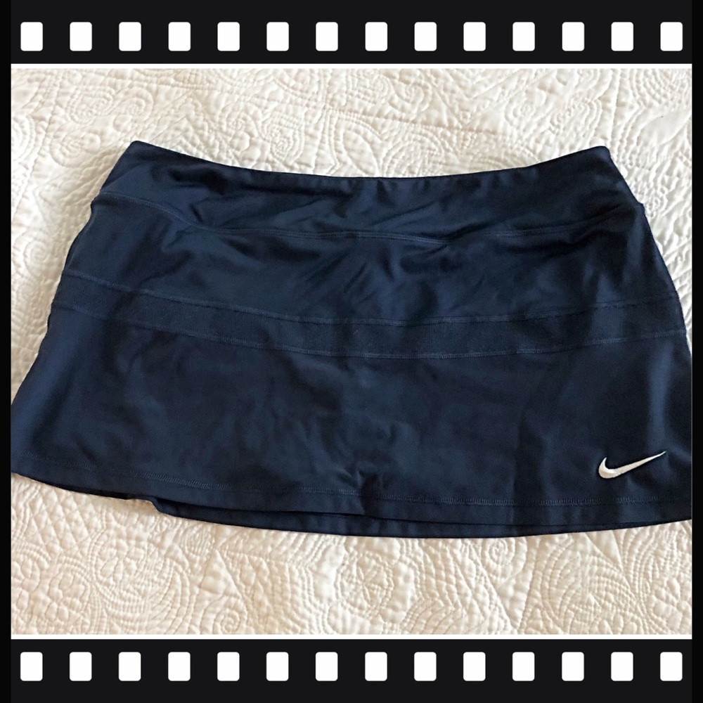 EUC Nike Dri-Fit Tennis Skirt / Skort